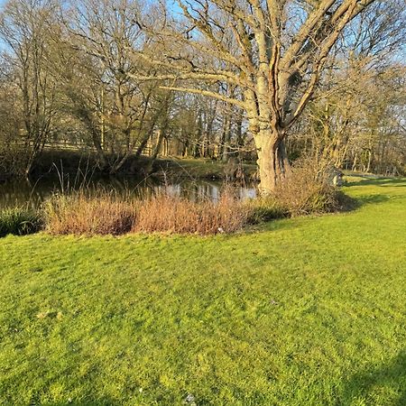 Ferienwohnung Waters Edge Rolvenden Exterior foto
